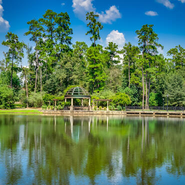 Carlton Woods Creekside Waterfront