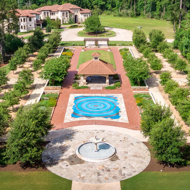 Carlton Woods Creekside Sports & Community Center