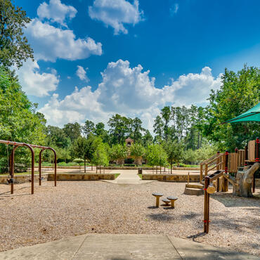 Carlton Woods Creekside Sports & Community Center